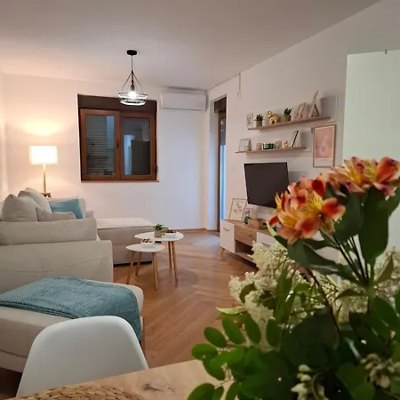 Nikana アパート Vrnjačka Banja